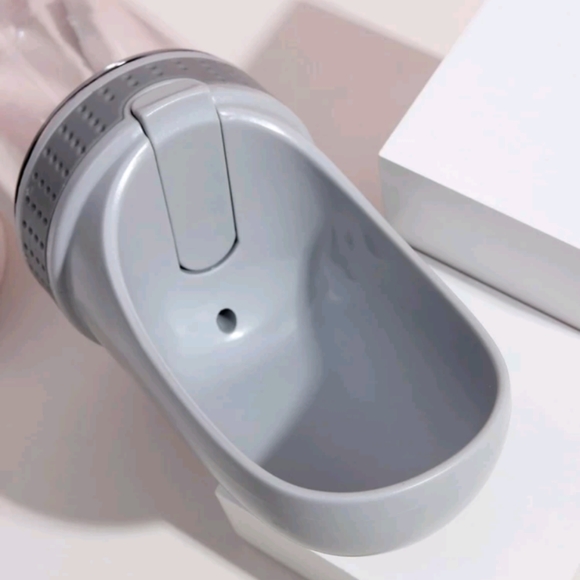 🎉3 for 5$ Dog Outdoor Portable Water Dispenser - Picture 2 of 3